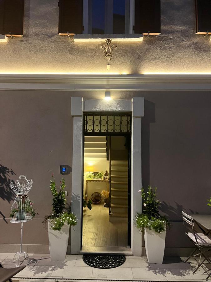 Residenza Elisa Couette-café Desenzano del Garda